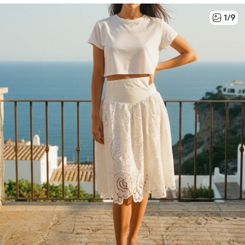 En Saison White Eyelet Floral Midi Skirt.Cotton